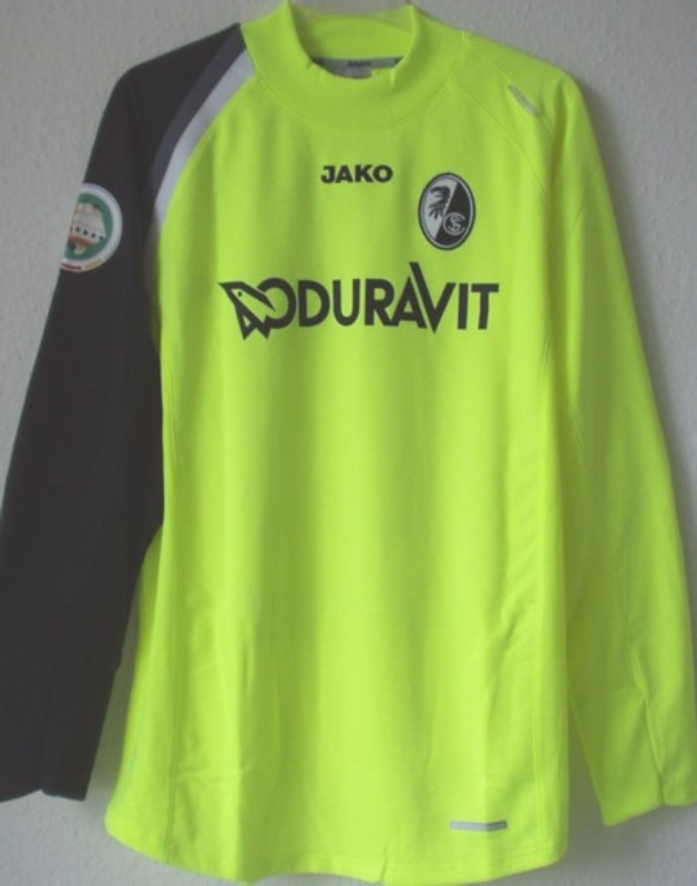 SC Freiburg 2008-09 GK 3 Kit