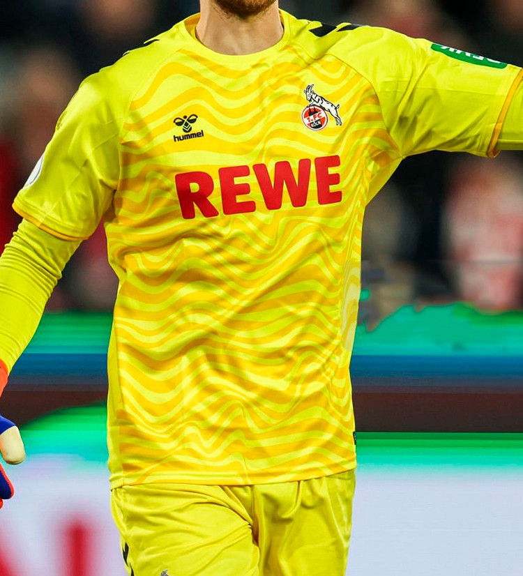 1. FC Köln 2024-25 GK 2 Kit