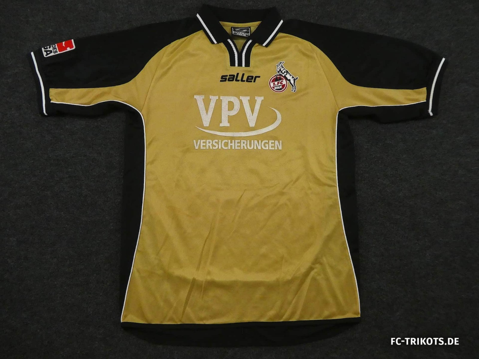 1. FC Köln 2002-03 Away Kit
