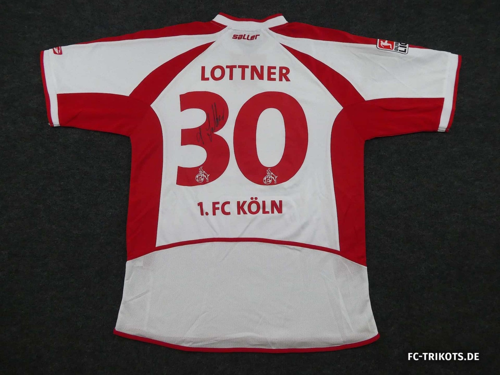 1. FC Köln 2004-05 Away Kit