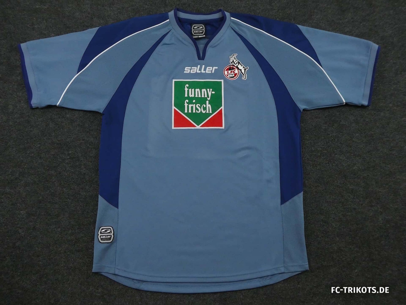 1. FC Köln 2004-05 Third Kit