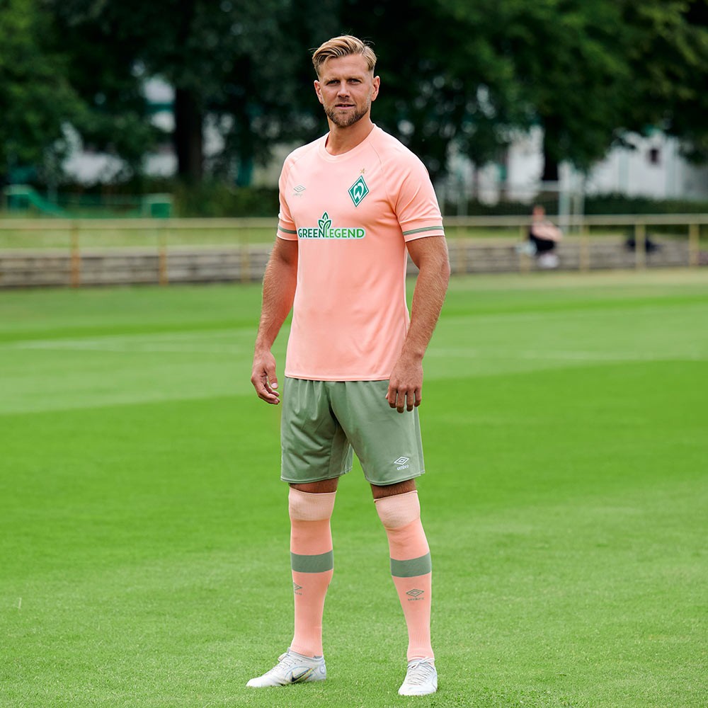 Werder Bremen 2022-23 Away Kit