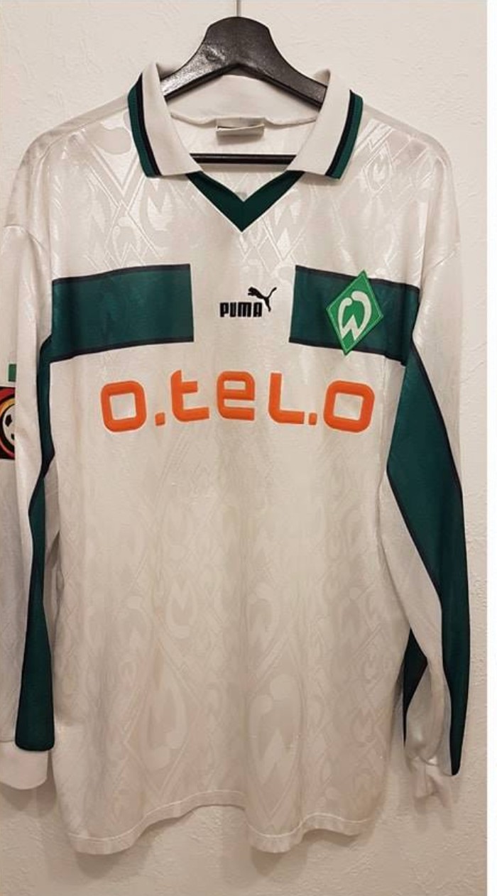 Werder Bremen 1999-00 Away Kit