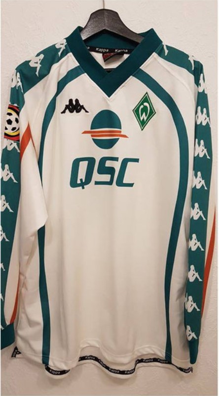 Werder Bremen 2000-01 Away Kit