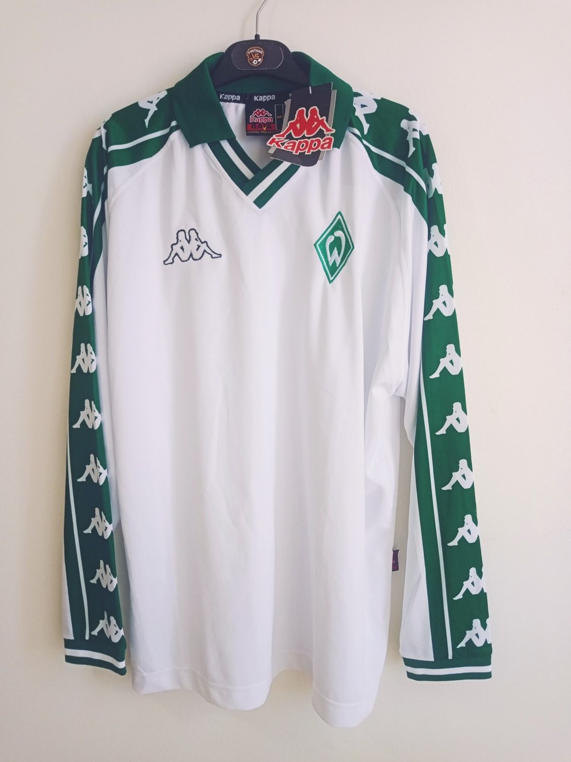 Werder Bremen 2001-02 Away Kit