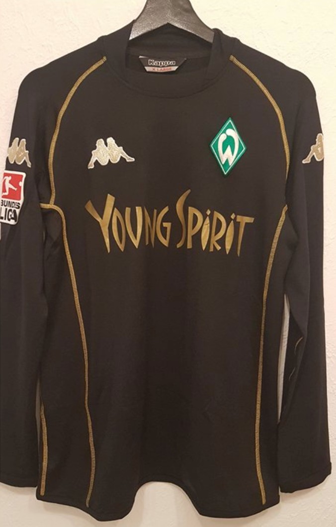 Werder Bremen 2003-04 Third Kit