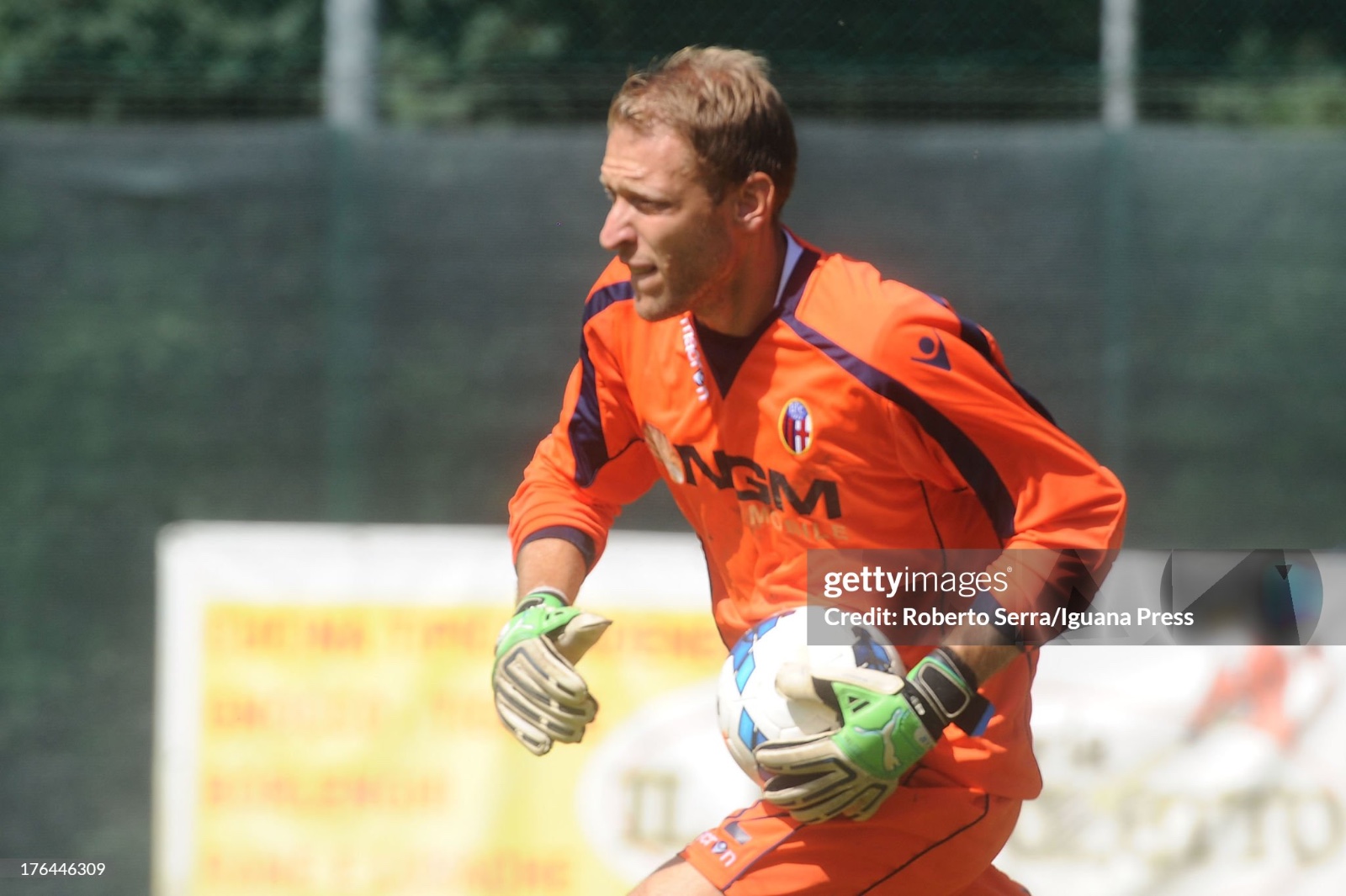 Bologna FC 2013-14 GK 4 Kit