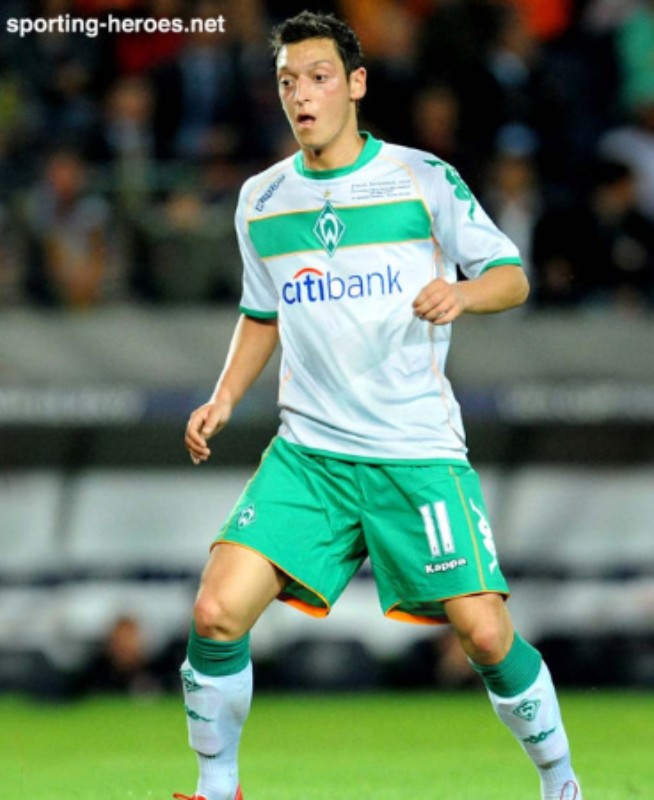 Werder Bremen 2008-09 UEFA Cup Final Kit