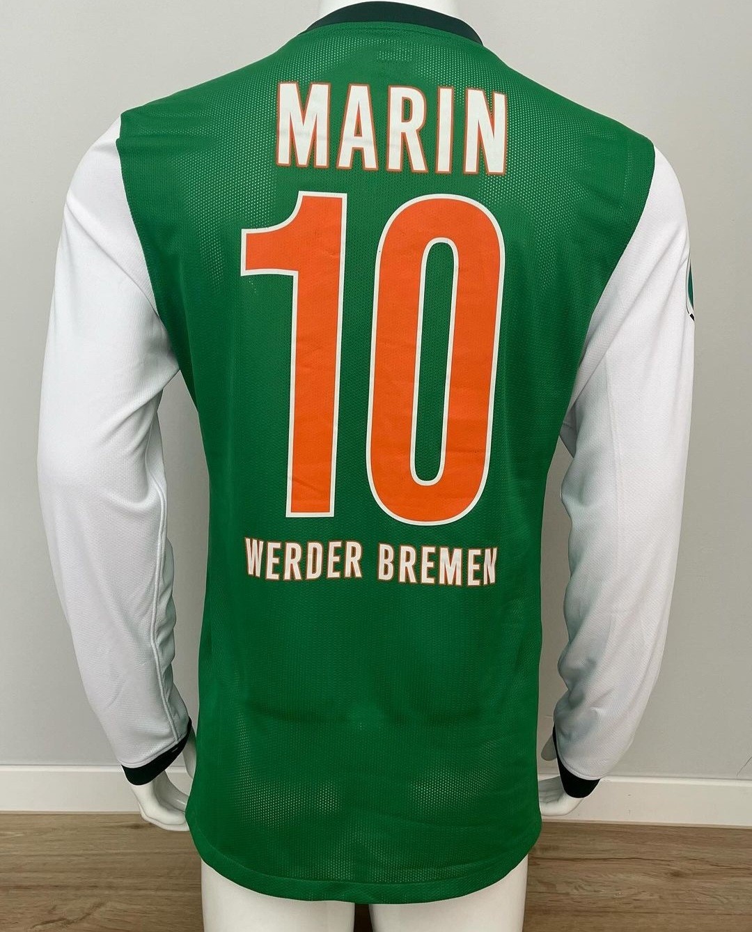 Werder Bremen 2009-10 DFB-Pokal Final Kit