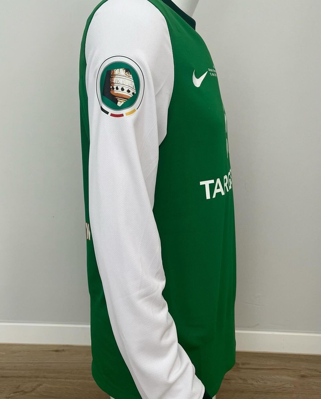 Werder Bremen 2009-10 DFB-Pokal Final Kit