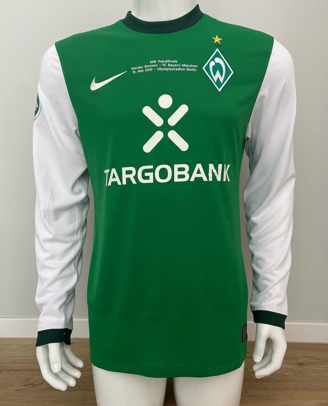 Werder Bremen 2009-10 DFB-Pokal Final Kit
