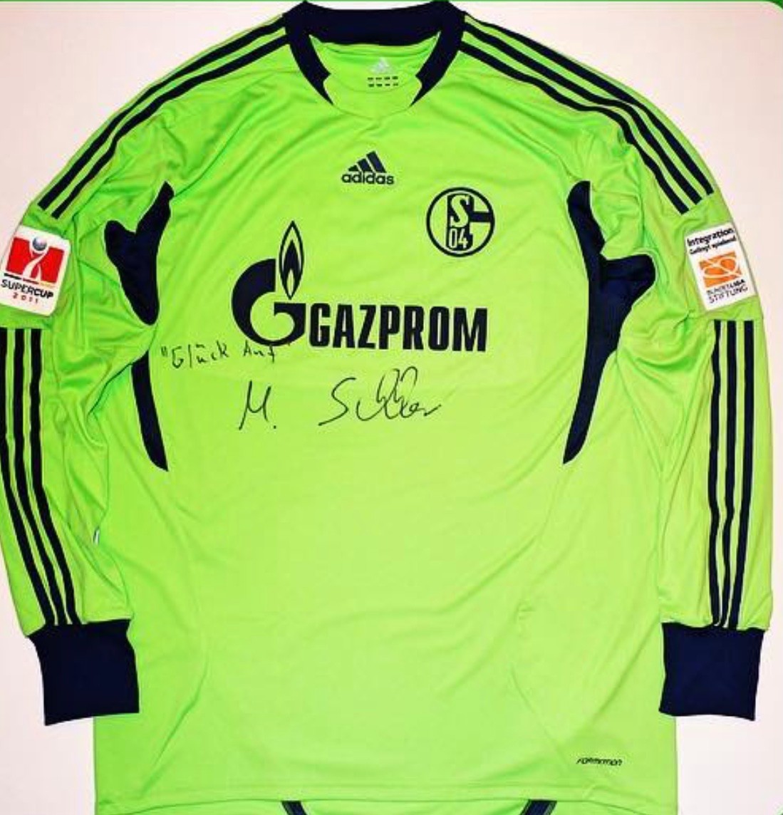 Schalke 04 2012-13 GK 1 Kit