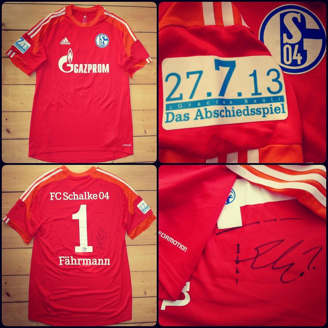 Schalke 04 2013-14 GK 1 Kit