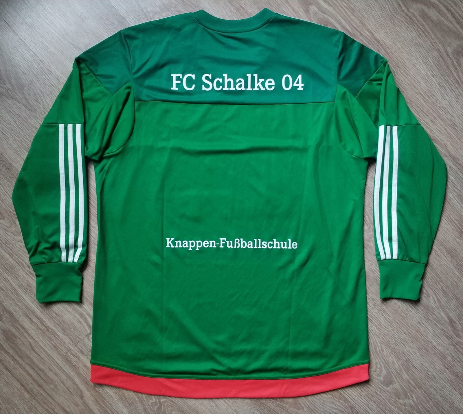 Schalke 04 2015-16 GK 2 Kit