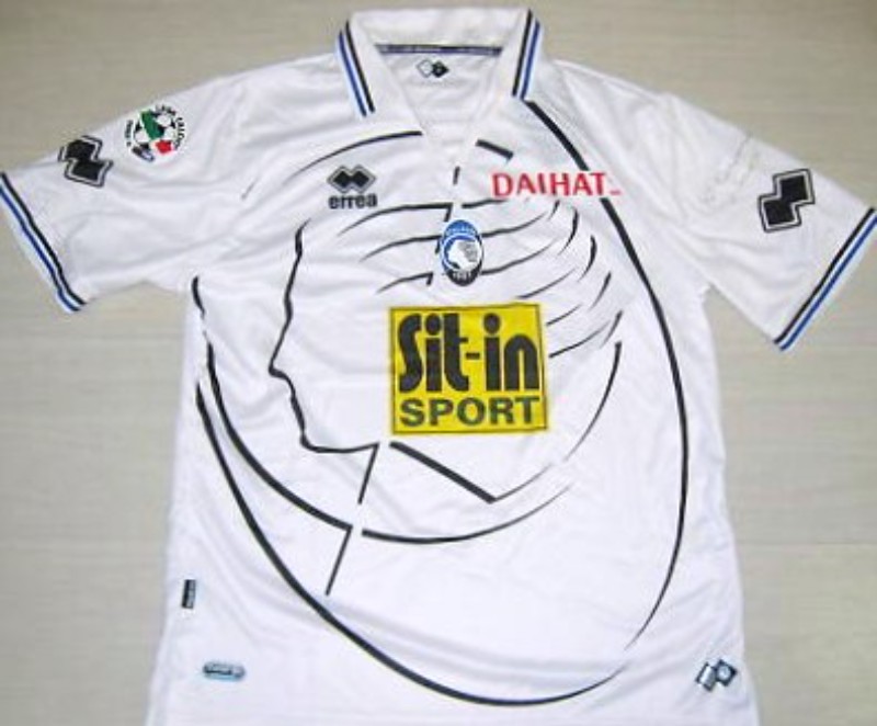 Atalanta BC 2009-10 Third Kit
