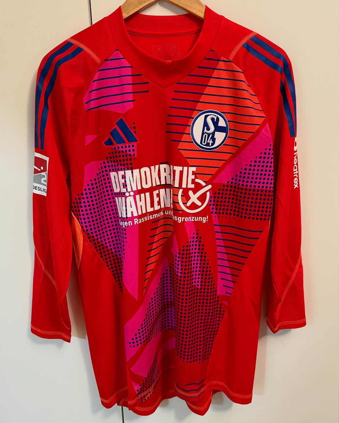 Schalke 04 2024-25 GK 1 V2 Kit