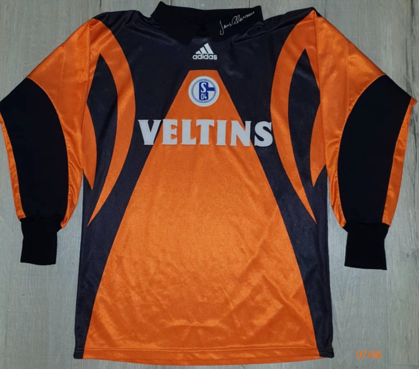 Schalke 04 1998-99 GK 1 Kit