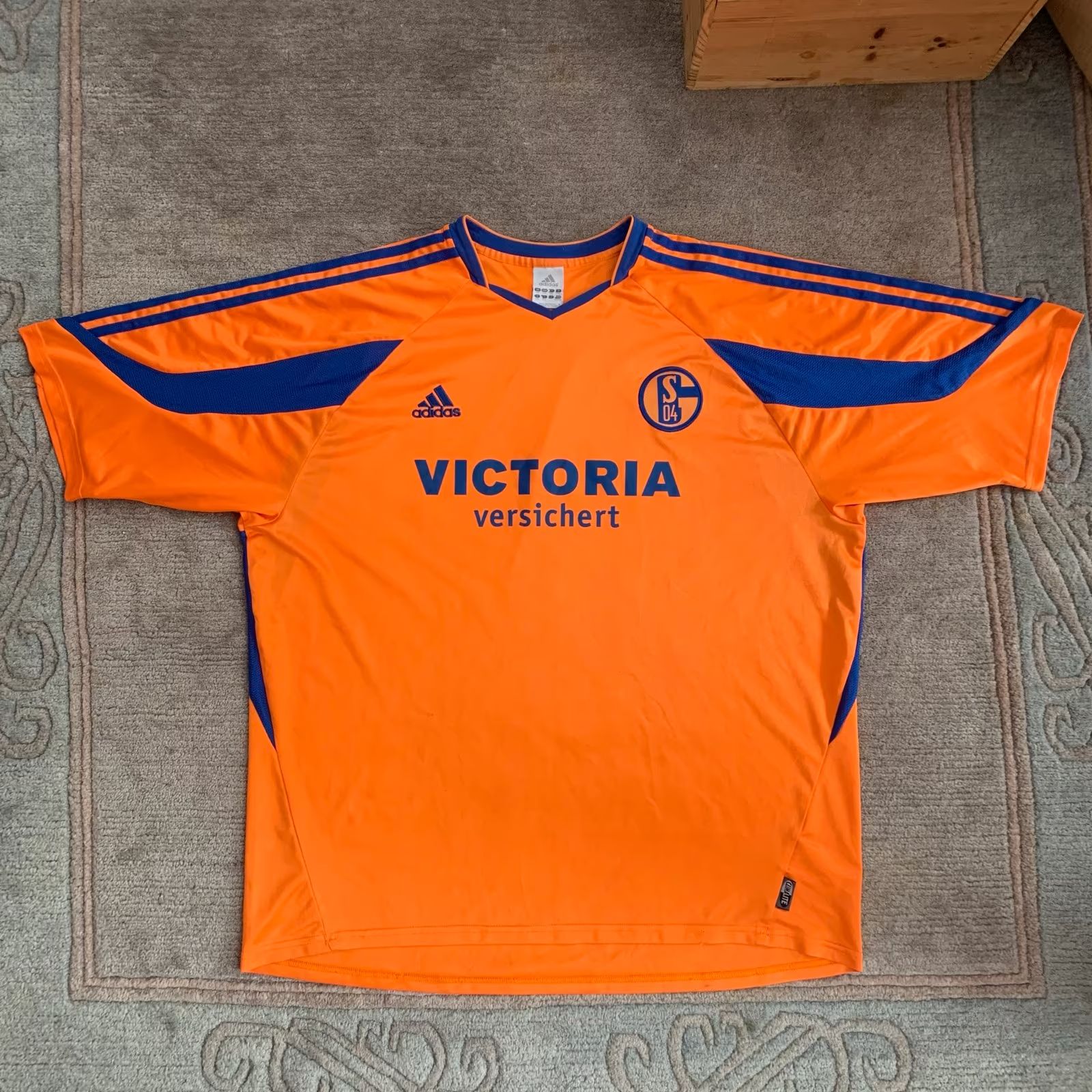 Schalke 04 2004-05 Away Kit