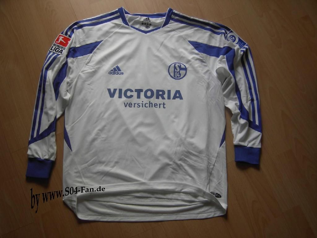 Schalke 04 2004-05 Third Kit