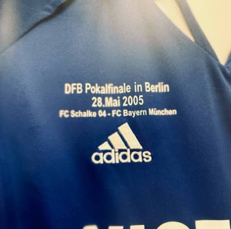 Schalke 04 2004-05 DFB-Pokal Final Kit