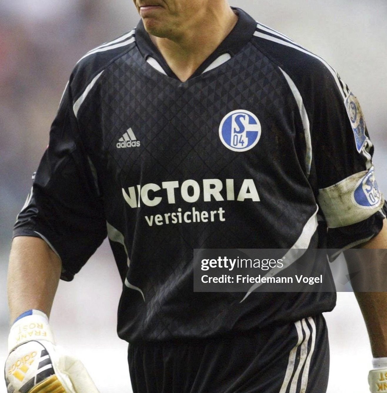 Schalke 04 2004-05 GK 2 Kit