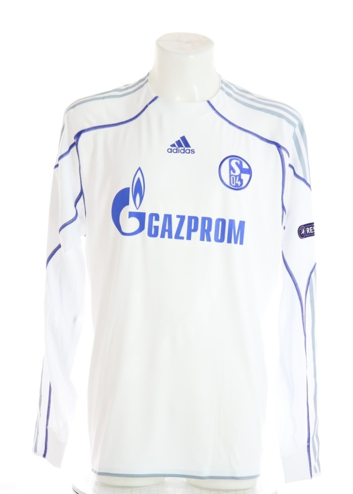 Schalke 04 2009-10 Third Kit