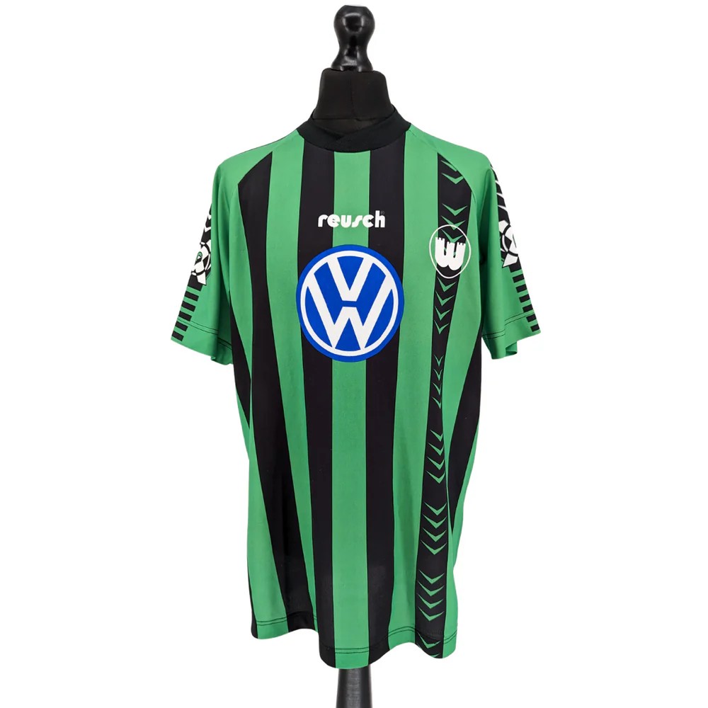 VfL Wolfsburg 1995-96 Away Kit