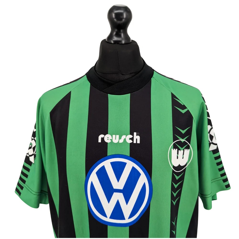 VfL Wolfsburg 1995-96 Away Kit