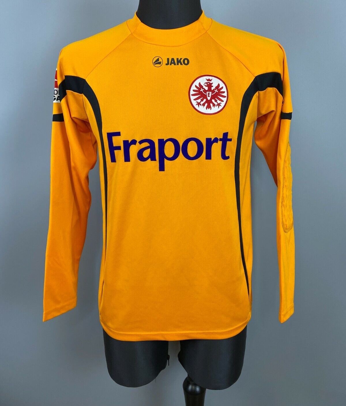 Eintracht Frankfurt 2011-12 GK 1 Kit