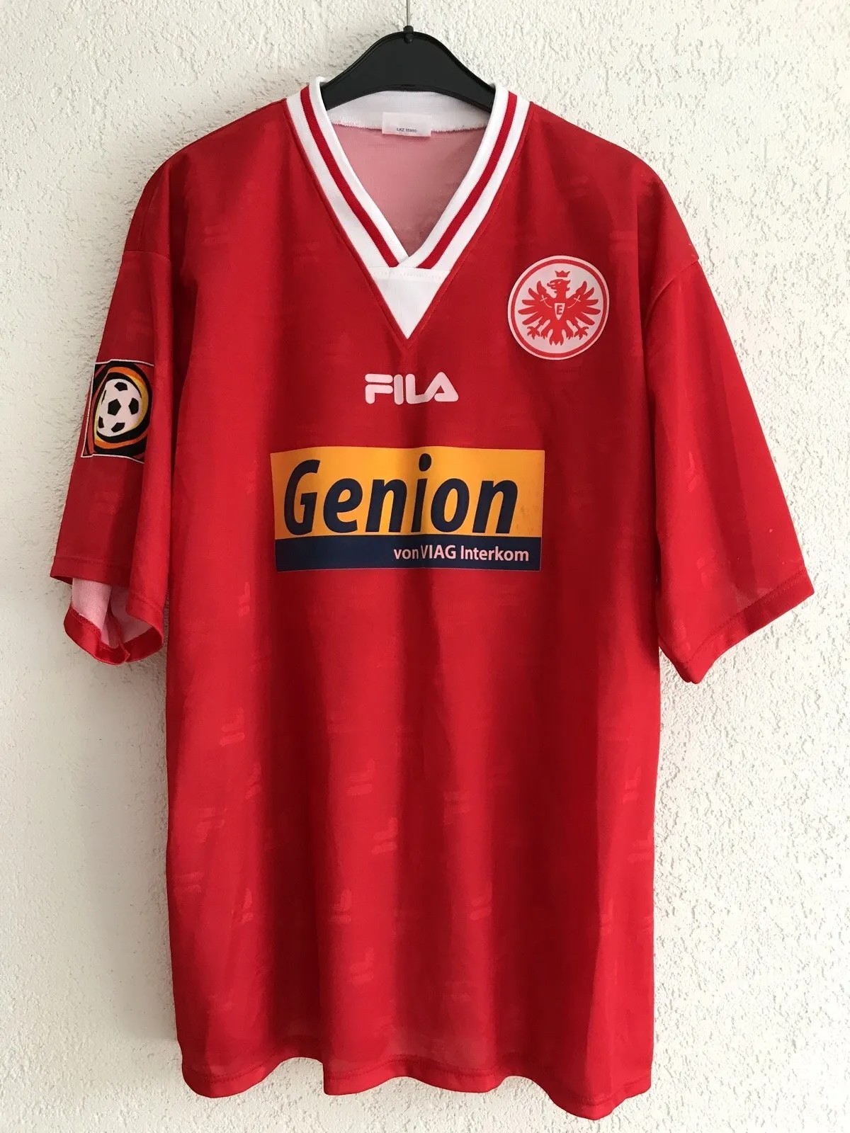 Eintracht Frankfurt 2000-01 Home 2 Kit