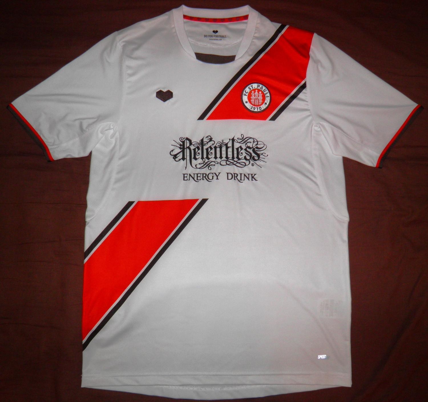 FC St. Pauli 2013-14 Away Kit