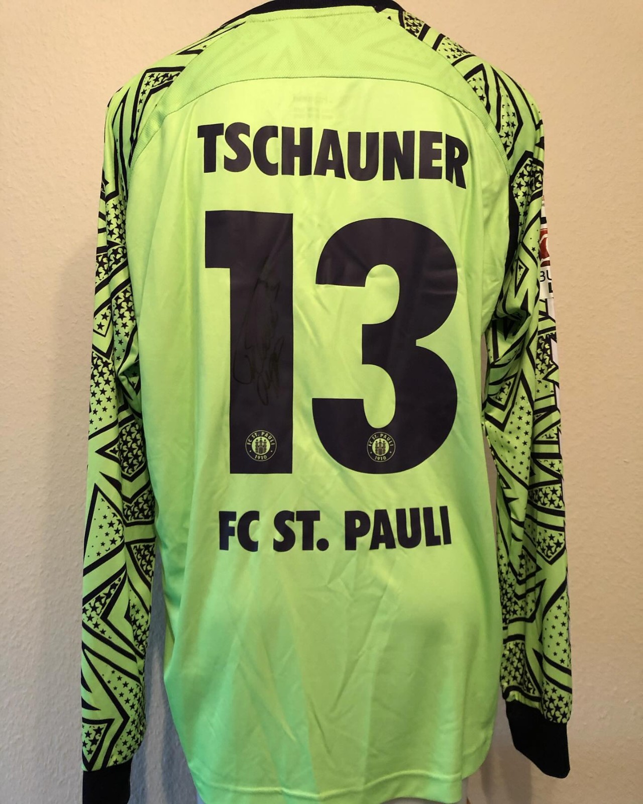 FC St. Pauli 2014-15 GK Home Kit