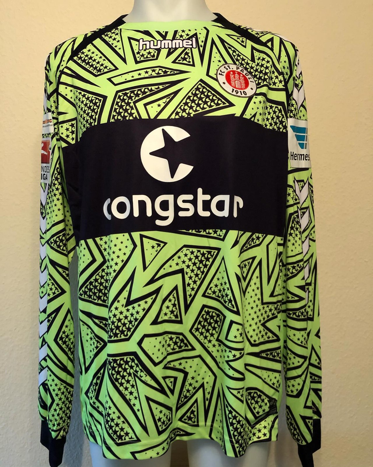 FC St. Pauli 2014-15 GK Home Kit