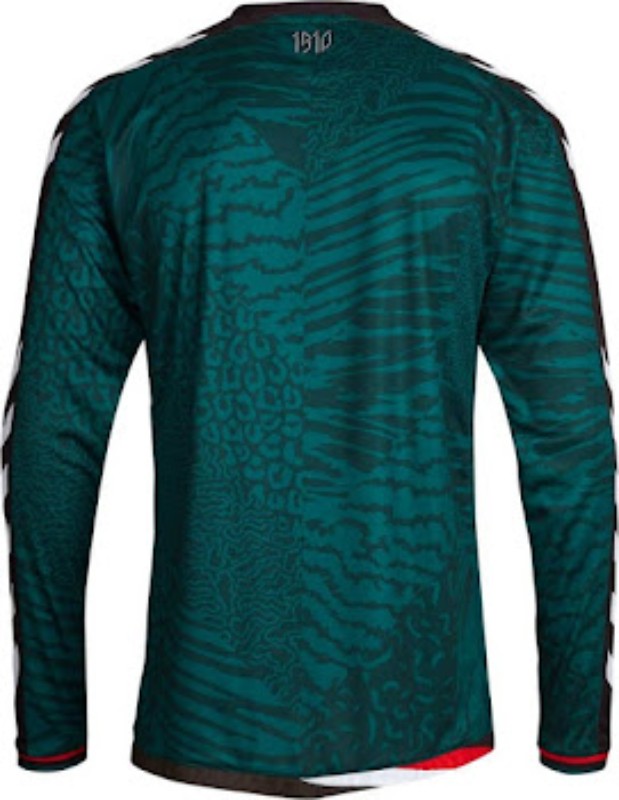 FC St. Pauli 2015-16 GK 1 Kit