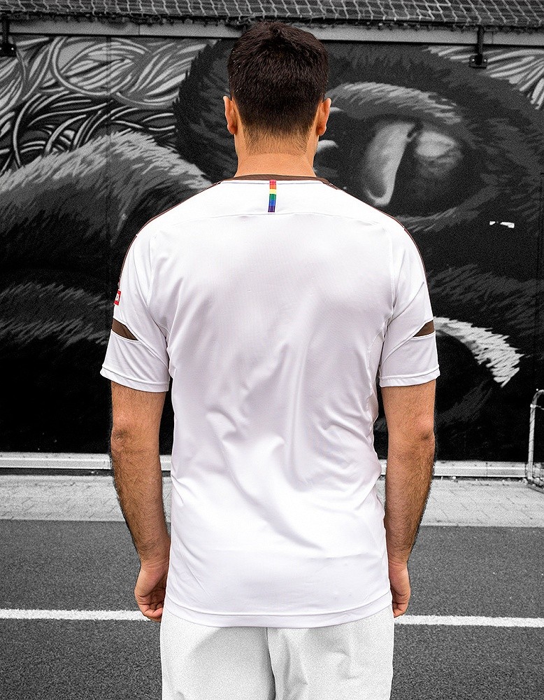 FC St. Pauli 2018-19 Away Kit