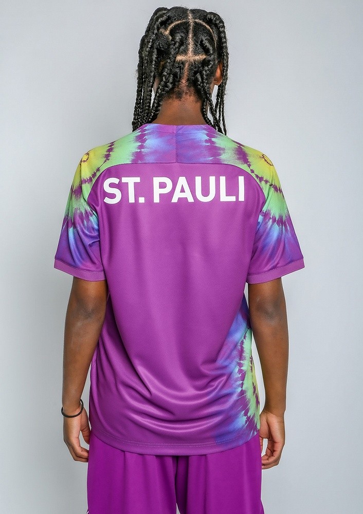 FC St. Pauli 2021-22 GK 2 Kit