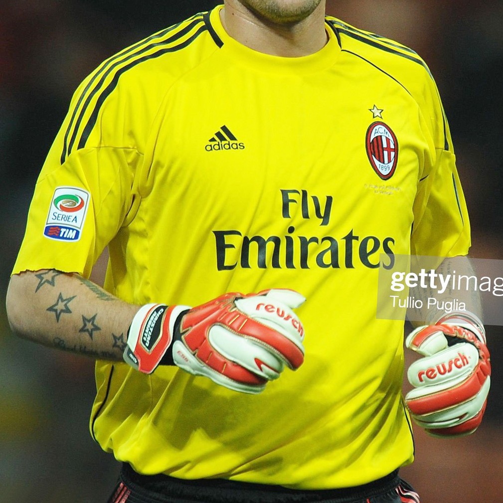 AC Milan 2010-11 GK Kit
