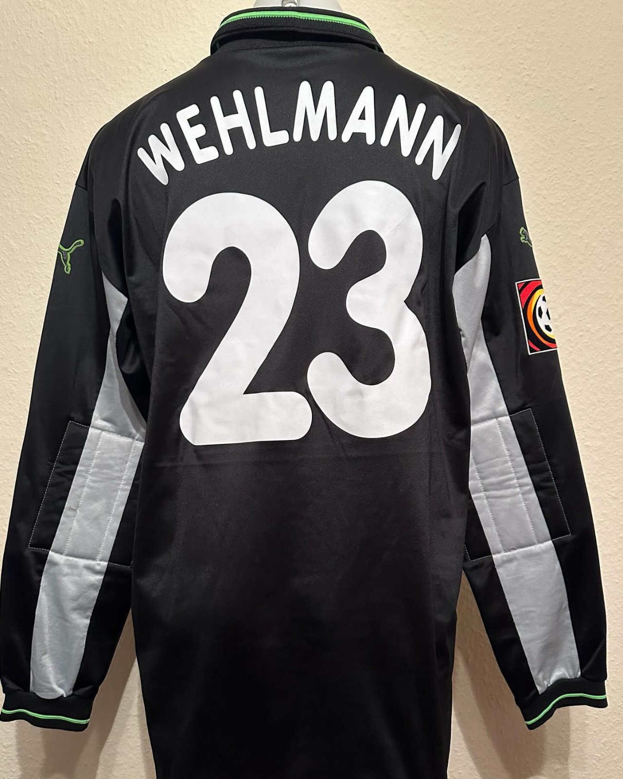 FC St. Pauli 1998-99 GK 2 Kit