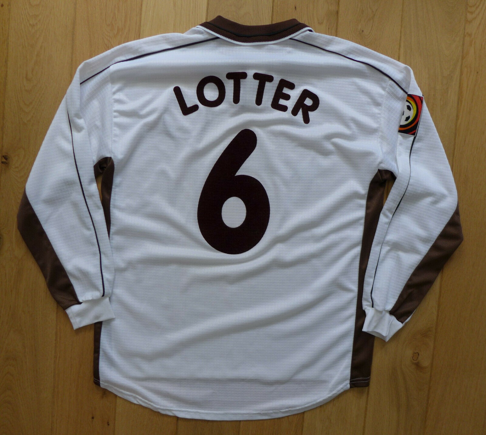 FC St. Pauli 1999-00 Home Kit