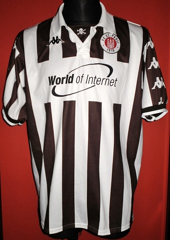 FC St. Pauli 2000-01 Home Kit
