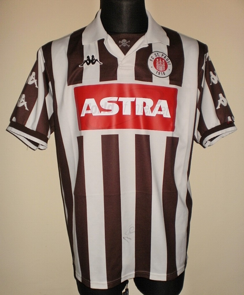 FC St. Pauli 2000-01 Home 2 Kit