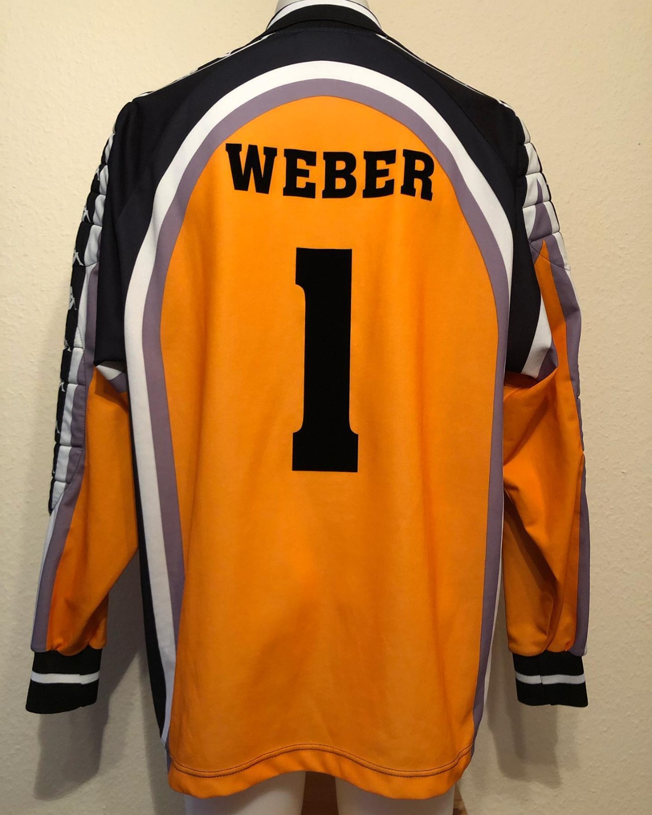 FC St. Pauli 2000-01 GK 3 Kit