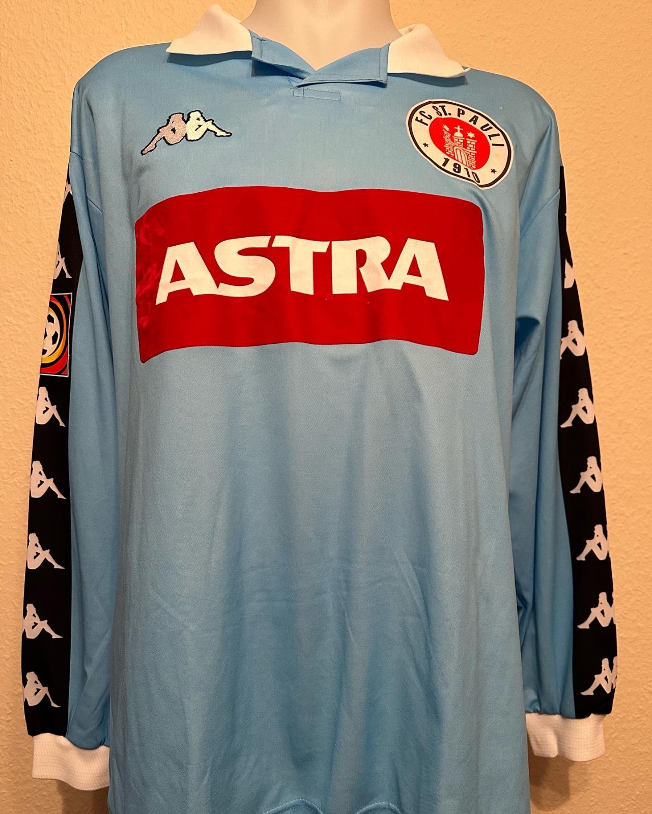 FC St. Pauli 2000-01 GK 5 Kit