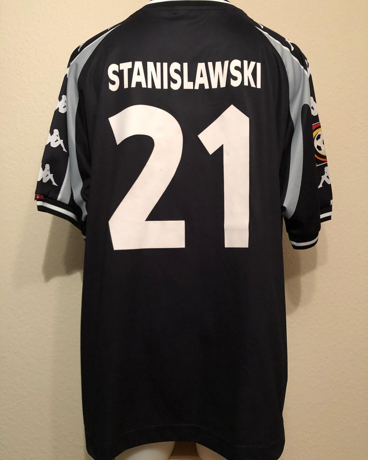 FC St. Pauli 2001-02 Away Kit