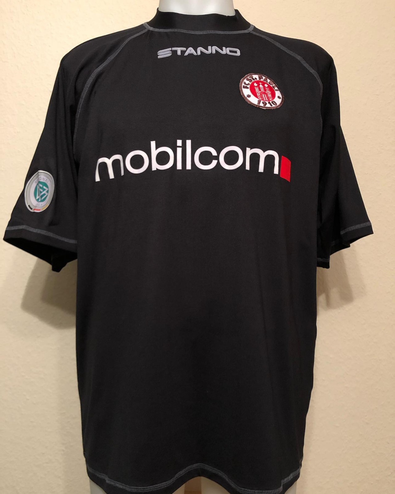 FC St. Pauli 2003-04 Away Kit
