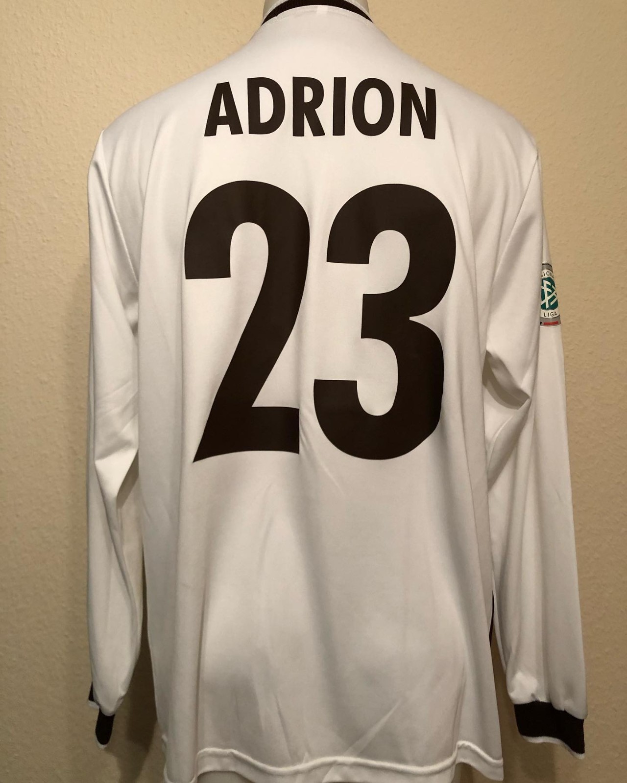 FC St. Pauli 2004-05 Away Kit