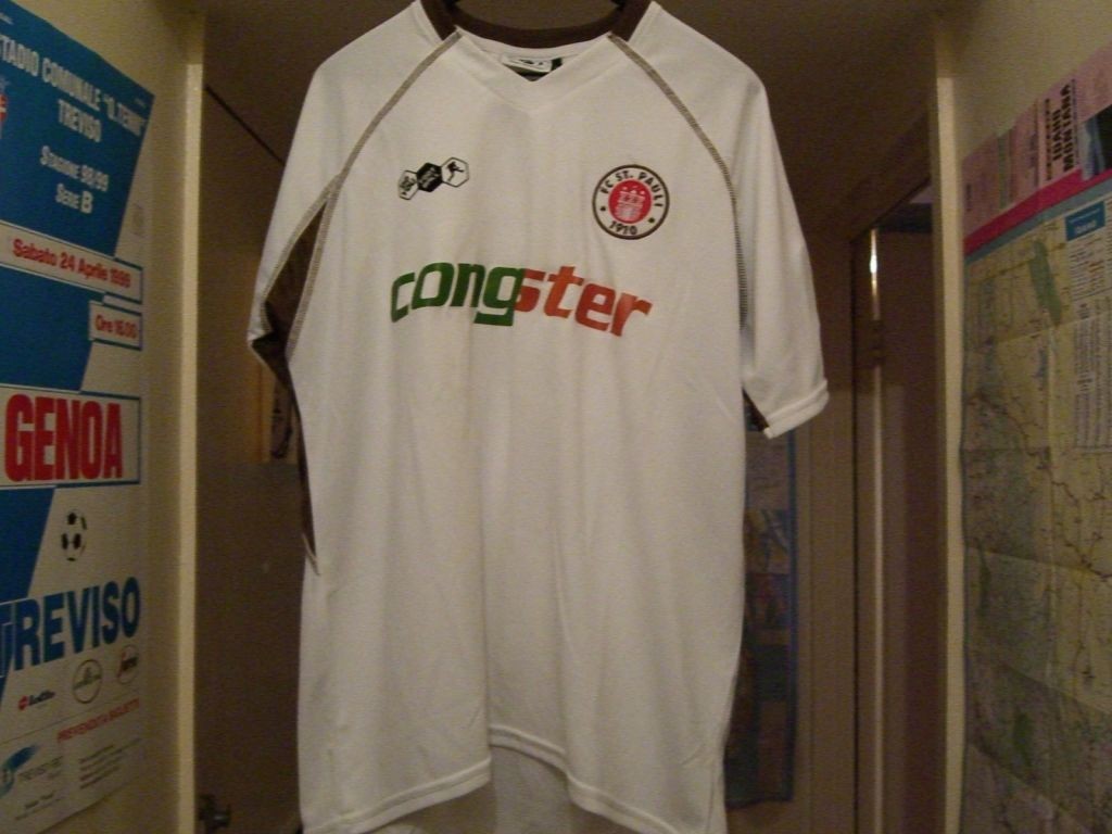 FC St. Pauli 2006-07 Away Kit