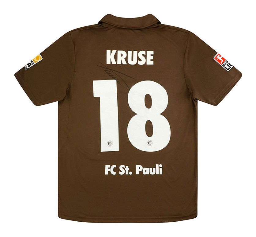 FC St. Pauli 2009-10 Home Kit