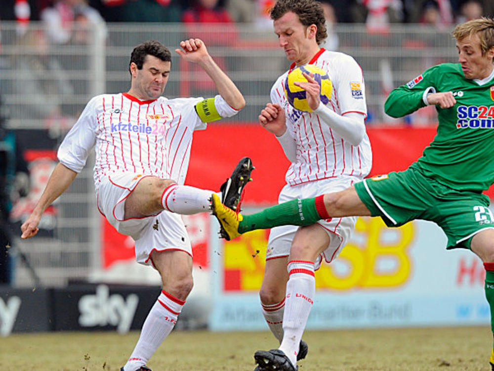 FC Augsburg 2009-10 Away Kit