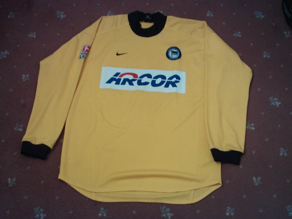 Hertha BSC 2003-04 GK 1 Kit